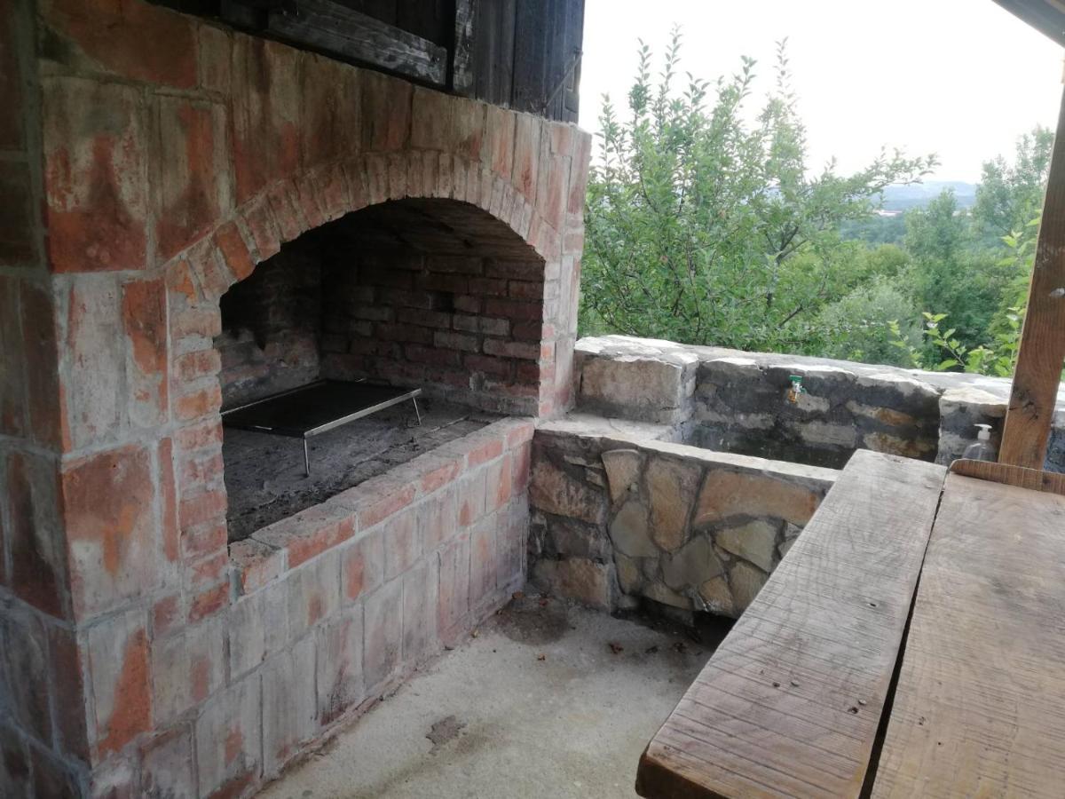 Vila Vikendica I Vajat Vrbica Kalesija Exteriér fotografie